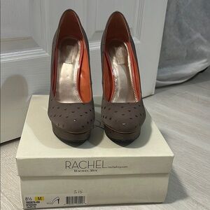 RACHEL Rachel Roy Taupe Textured Heels